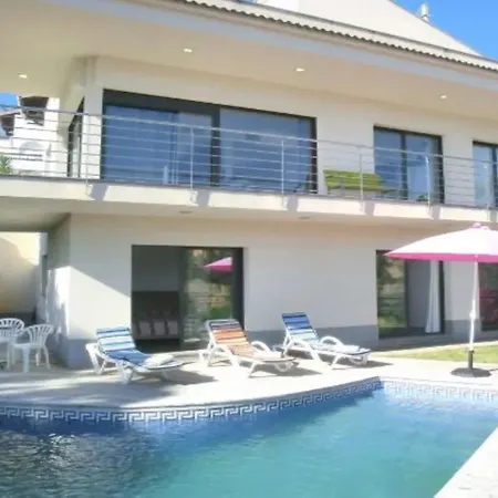 Apartment 106176 House In